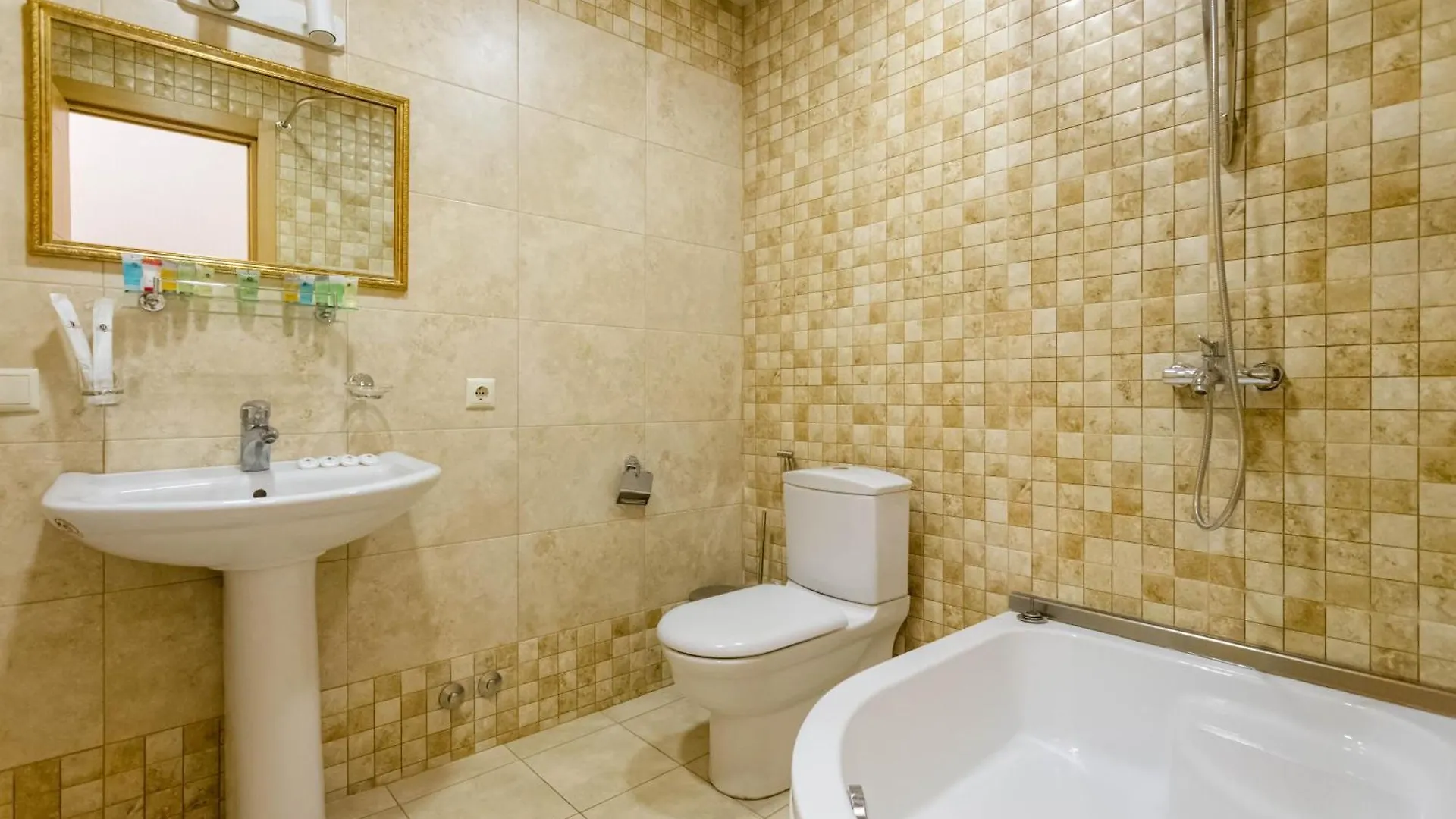 Apartment In The City Of Tbilisi 0*,