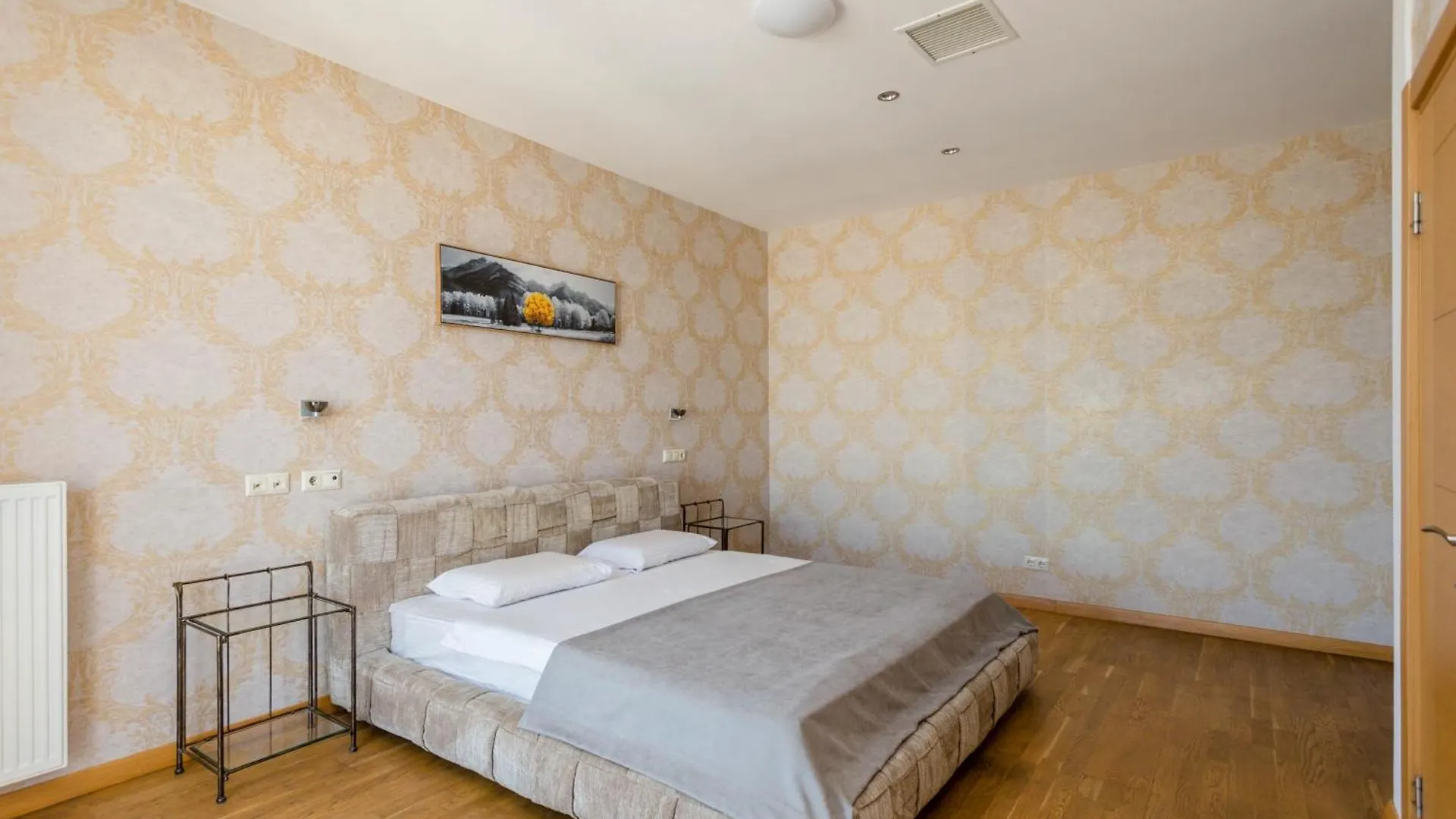 Apartment In The City Of Tbilisi Georgia